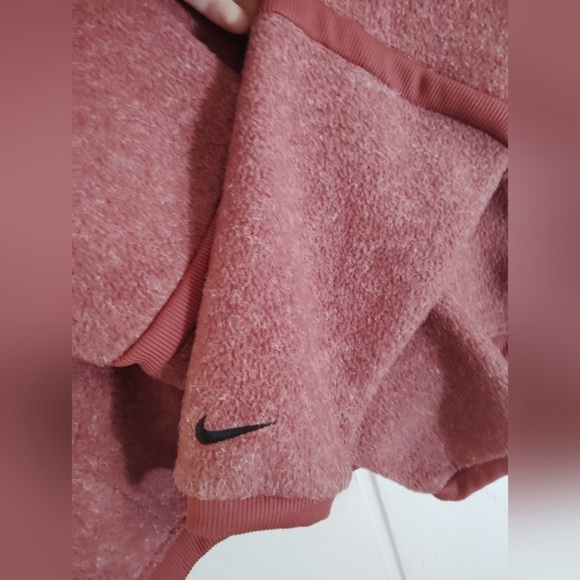 Nike Therma Fleece Cowl Neck Training Pullover - Picture 6 of 7